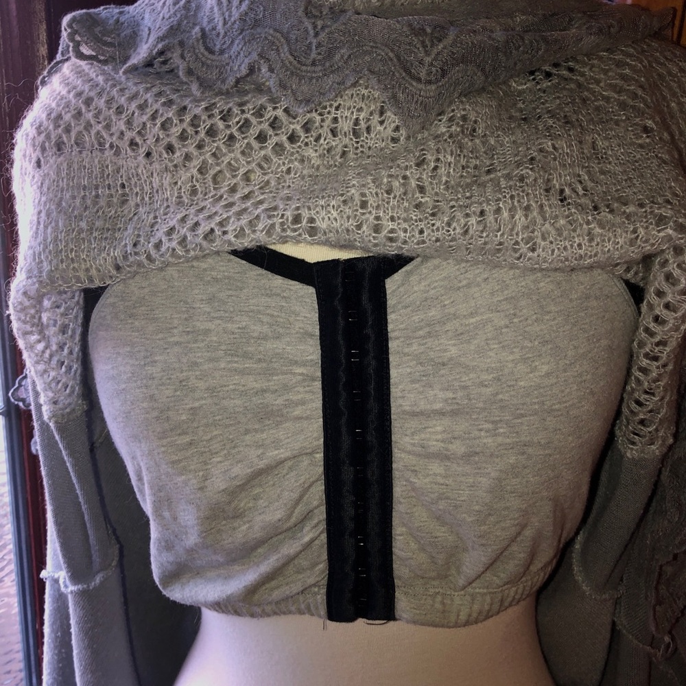 ๐ SHIRT ๐ SPORTS BRA - Picture 3 of 8